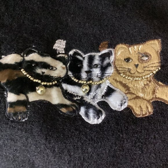 Whales Friends Vintage Wool Novelty Vest - Picture 6 of 8